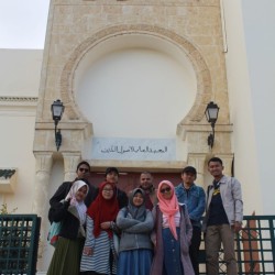 نشاط الطلبة الأندونيسين